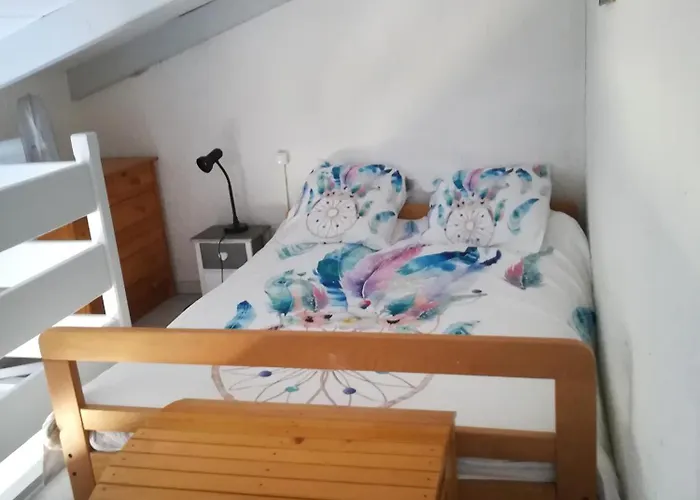 Petite Maison à 300 M De La